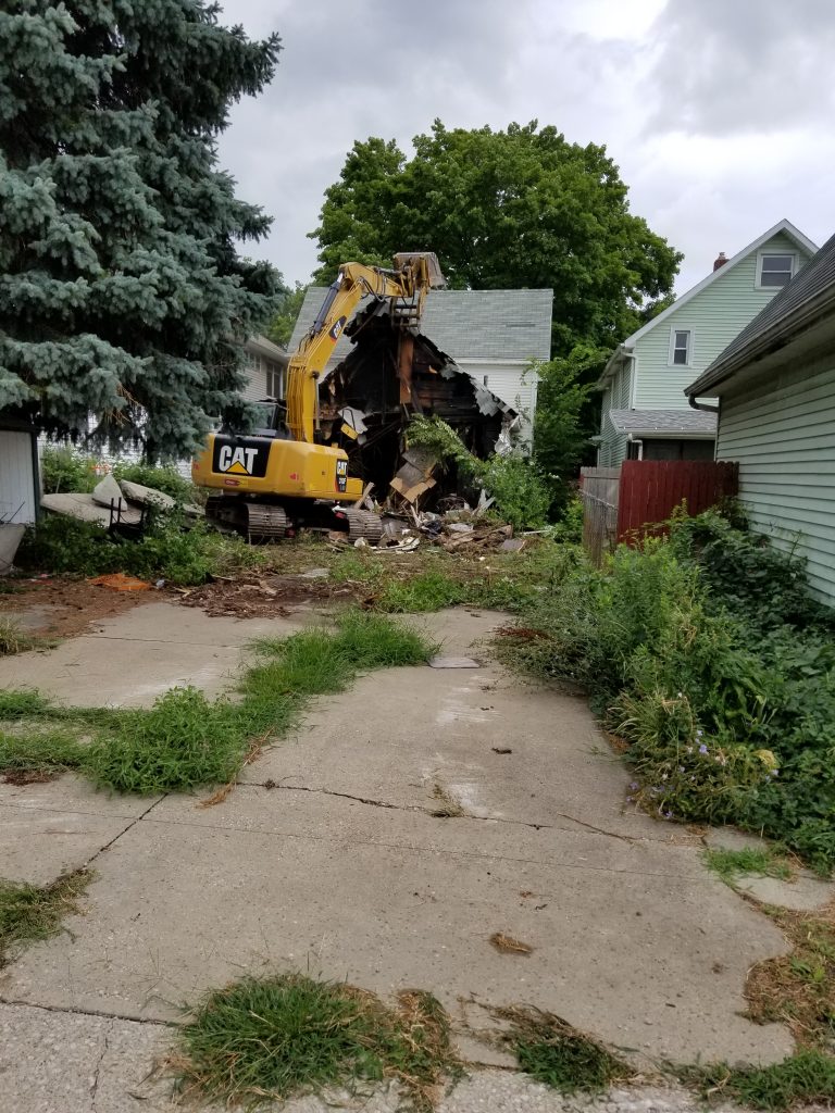 Demolition Contractors in Toledo